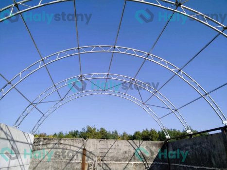 Prístrešok na kontajnery 10x12m s dvojitým priehradovým rámom Prístrešok na kontajnery 10x12m s dvojitým priehradovým rámom