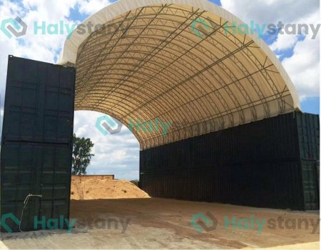 Přístřešek na kontejnery 14,92x12,19m s dvojitým příhradovým rámem Přístřešek na kontejnery 14,92x12,19m s dvojitým příhradovým rámem